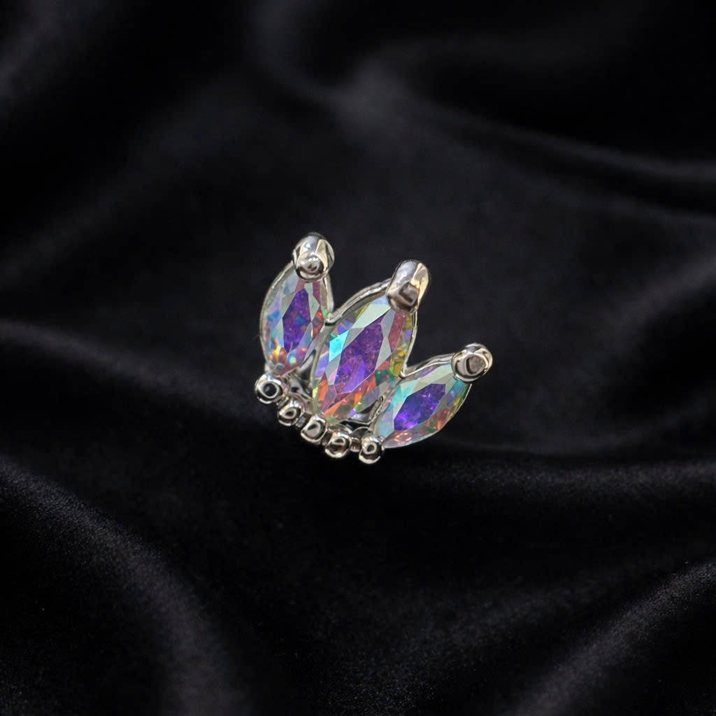 Khuyên kiểu 3 đá kim cương hologram đít dẹt
