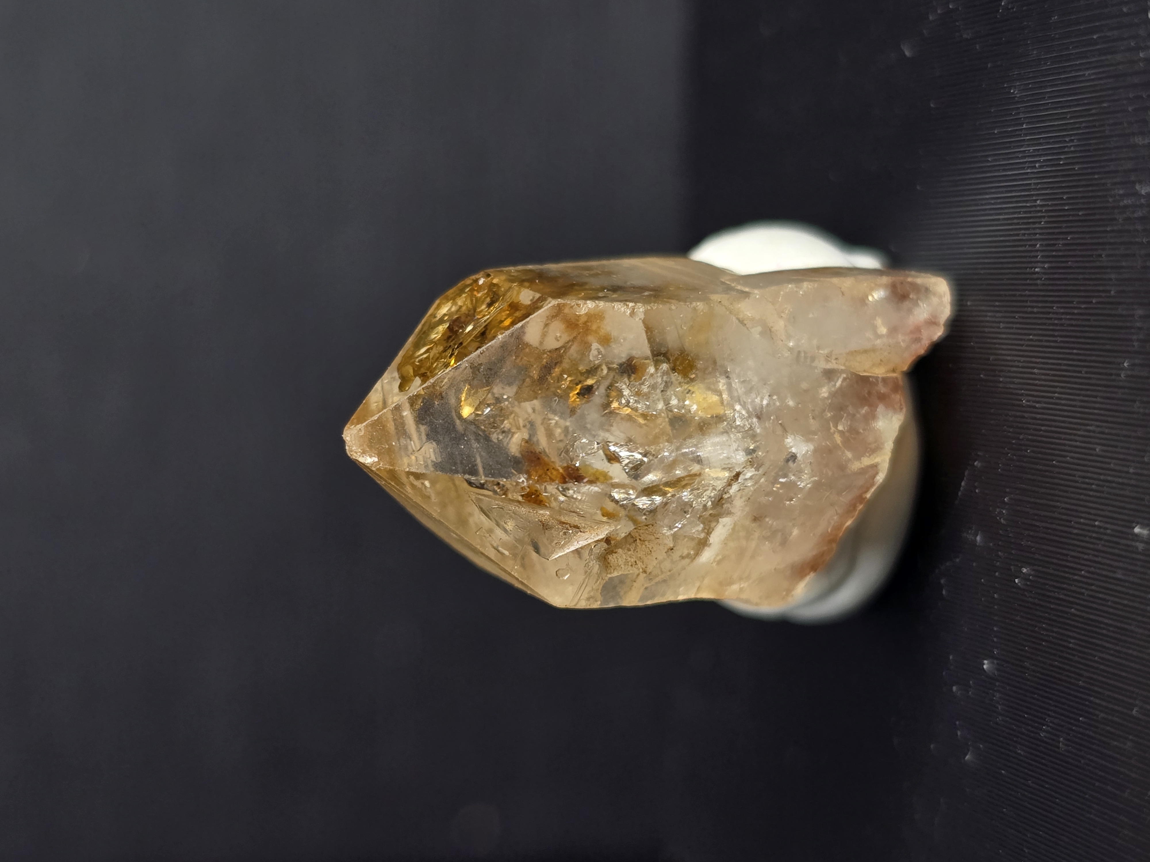 Thạch Anh Tích Dầu (Petroleum Quartz) - Madagascar - Size thumbnail 1-2cm_thumbnail_14