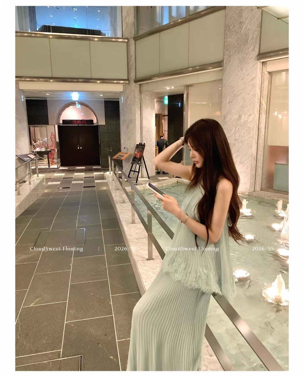 Lucas - Set áo yếm cổ đan xếp ly gấu ren + chân váy xòe maxi vải xếp ly