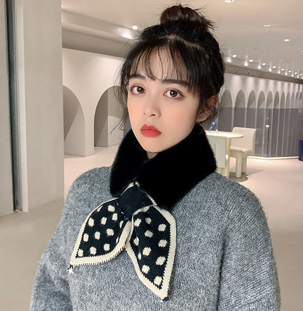 Khăn len quàng cổ