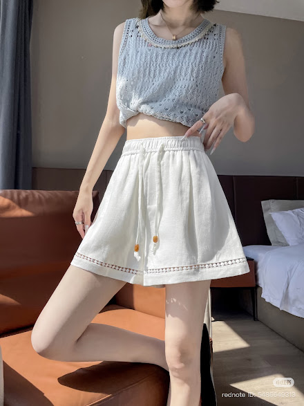 Lucas - Quần sóc kaki cạp chun buộc dây cutout viền gấu