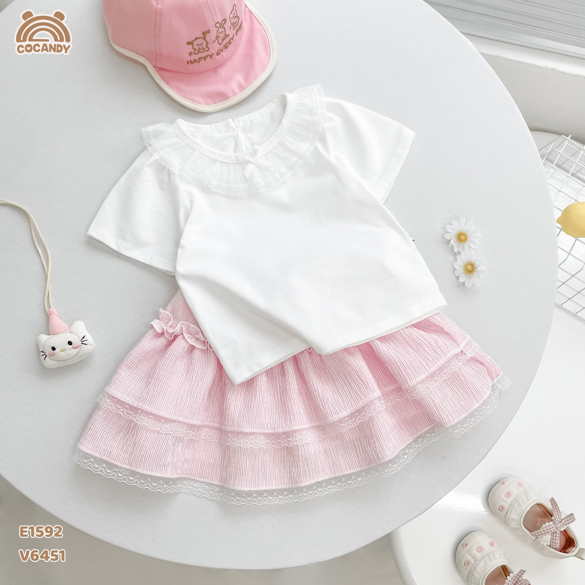 Áo cộc cotton TRẮNG nhún bèo cổ phối nơ_thumbnail_3