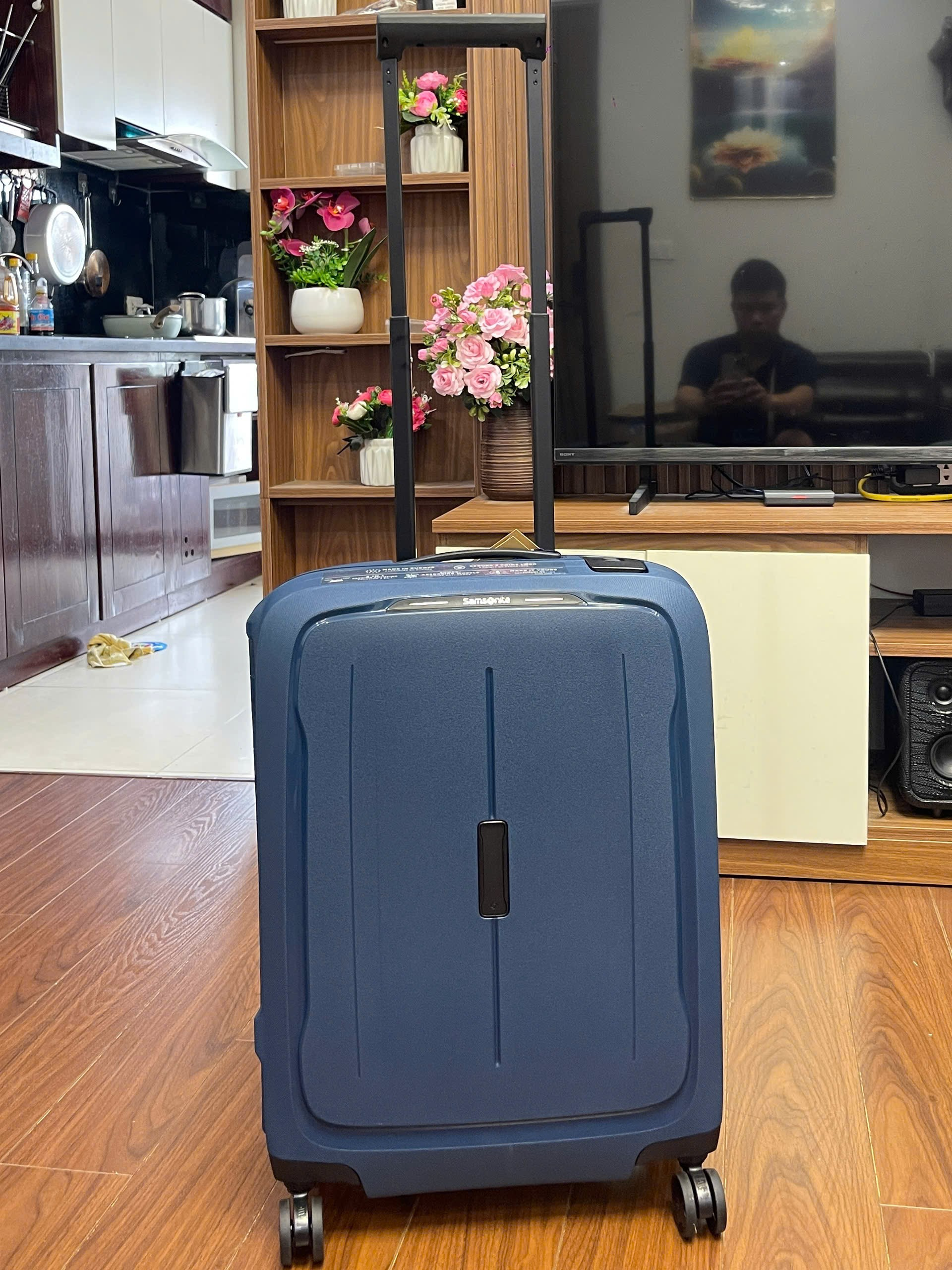 Vali SAMSONITE ESSENS SPINNER_thumbnail_5