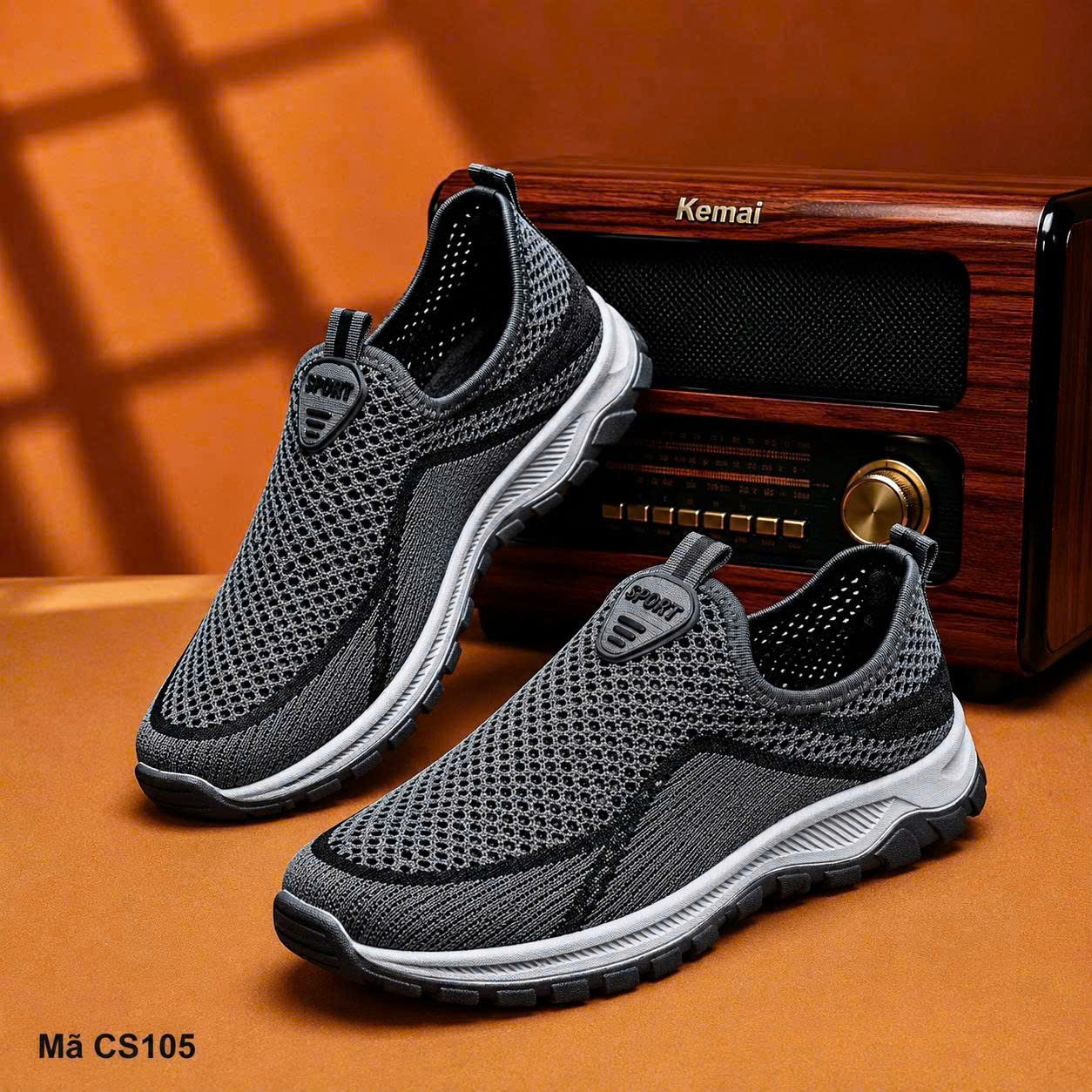 Sneaker đế mềm CS105