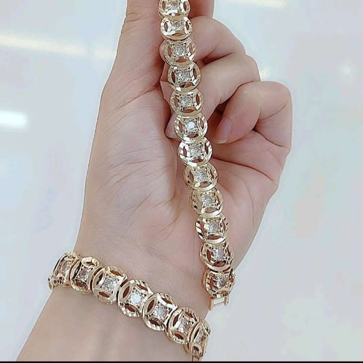 LẮC KIM TIỀN ĐÍNH ĐÁ