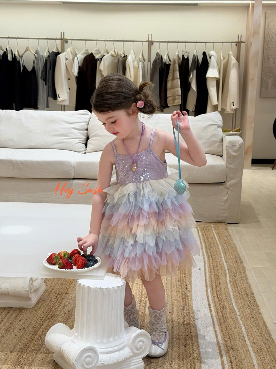 HS11 - Váy 2 dây đính cườm tóm liền voan tầng hãng Hey Susie