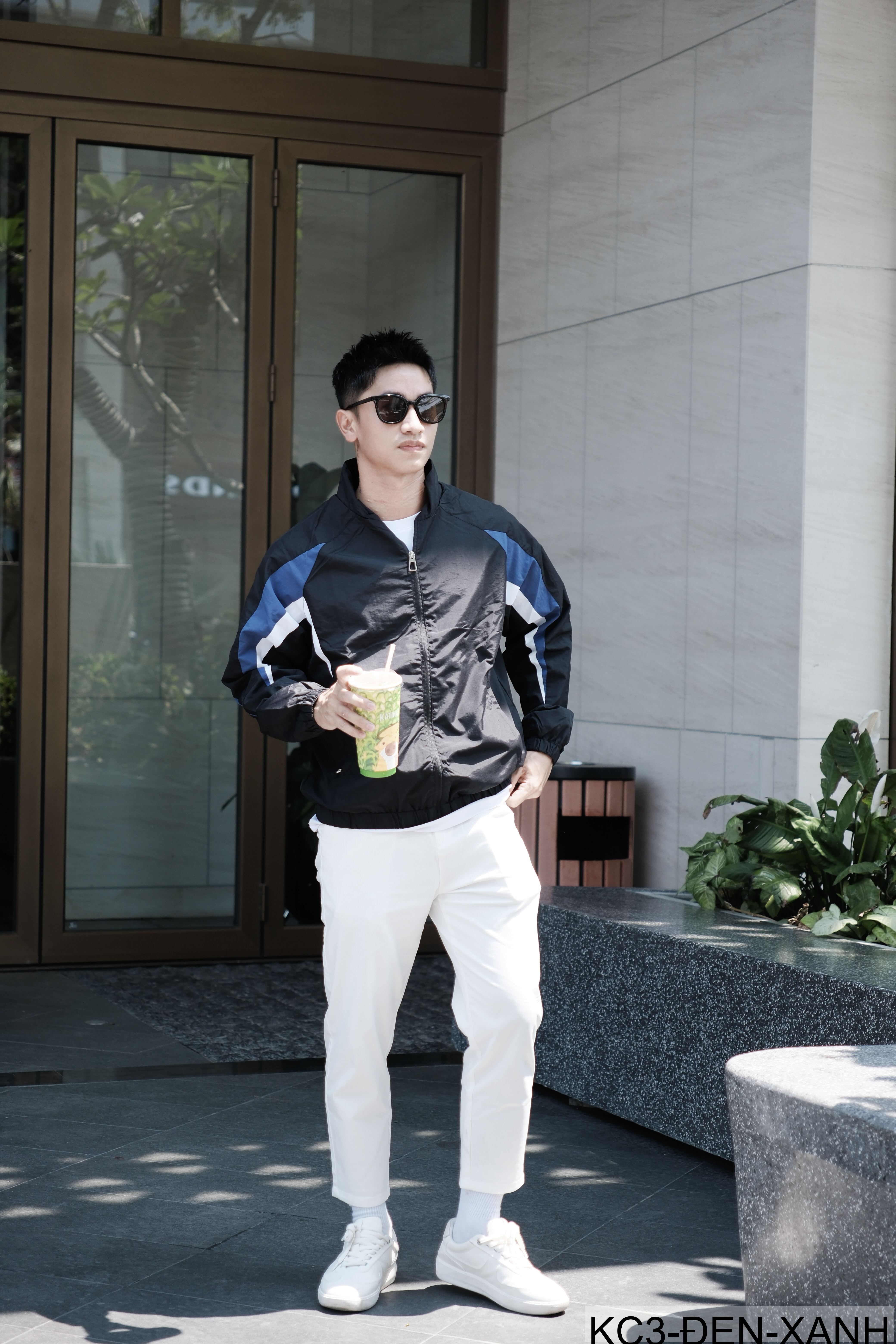 KC3 - Áo khoác nam cổ đứng phối màu năng động, chất polyester thoáng mát, form regular phù hợp xuân thu_thumbnail_7