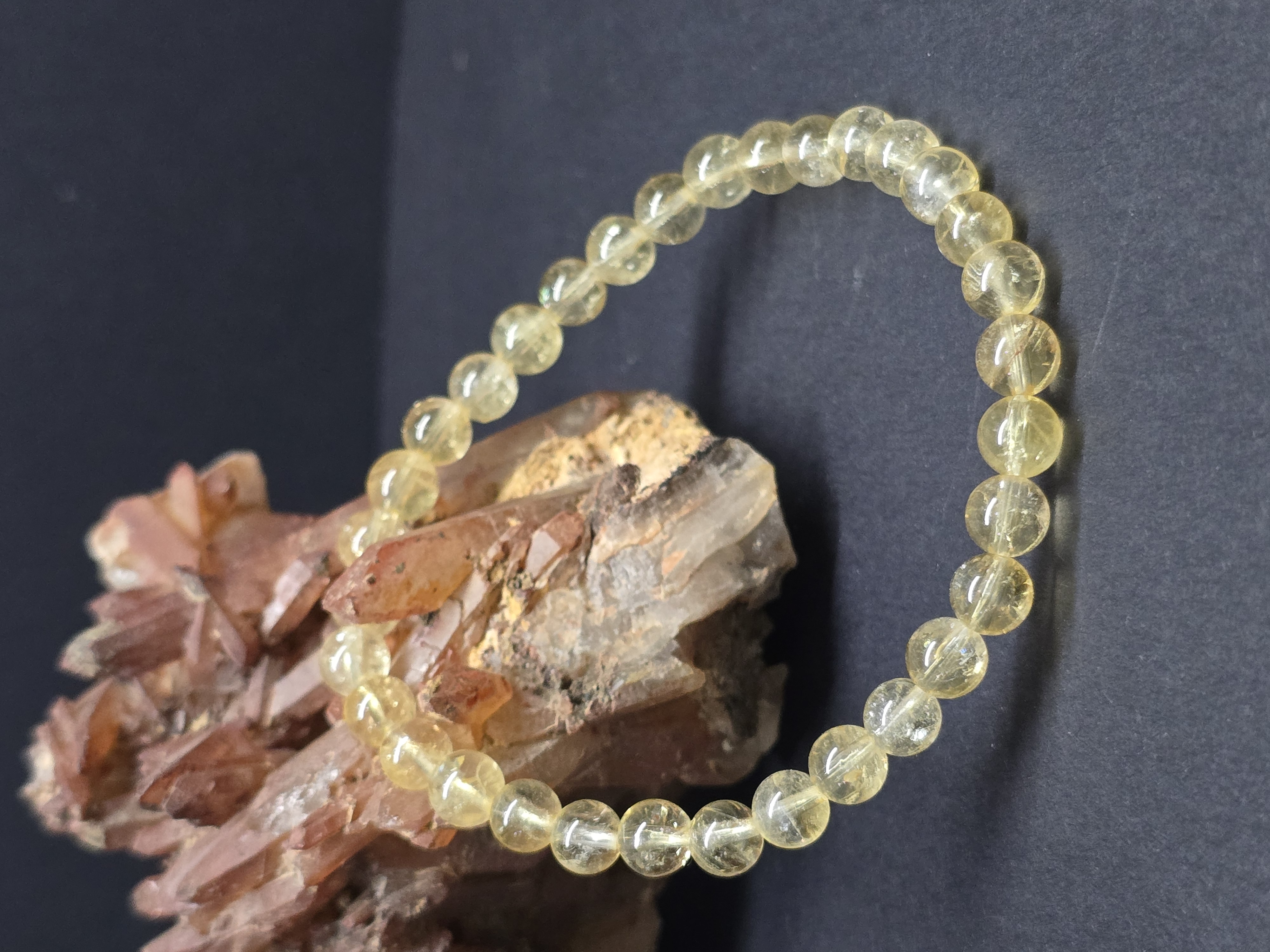 Vòng Đá Thạch Anh Vàng Citrine Tự Nhiên