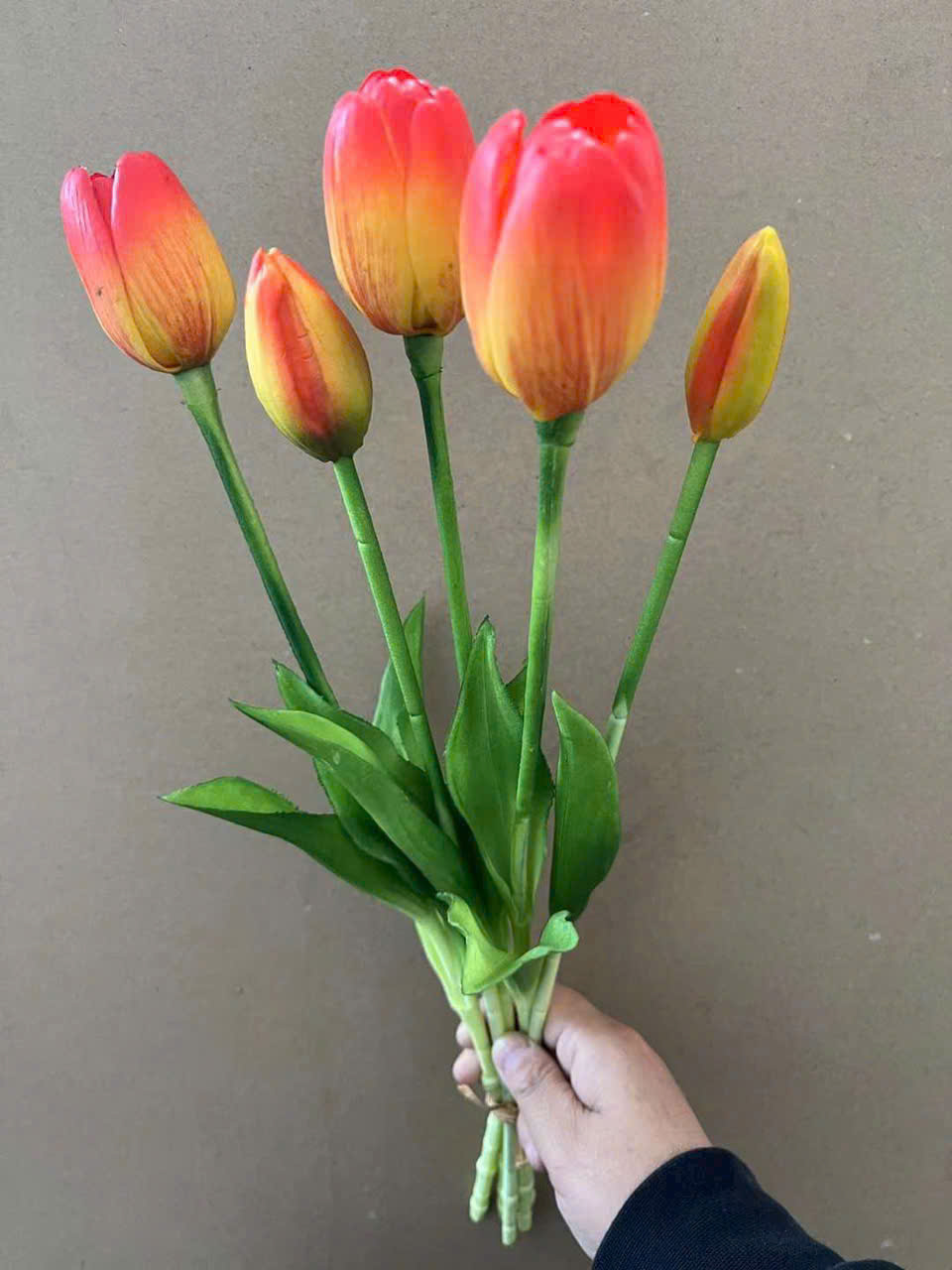 Hoa Tulip Cao Su Trang Trí Đám Cưới Cao Cấp – Mềm Mịn Như Hoa Thật, Sang Trọng Bền Đẹp Dễ Vệ Sinh_thumbnail_8
