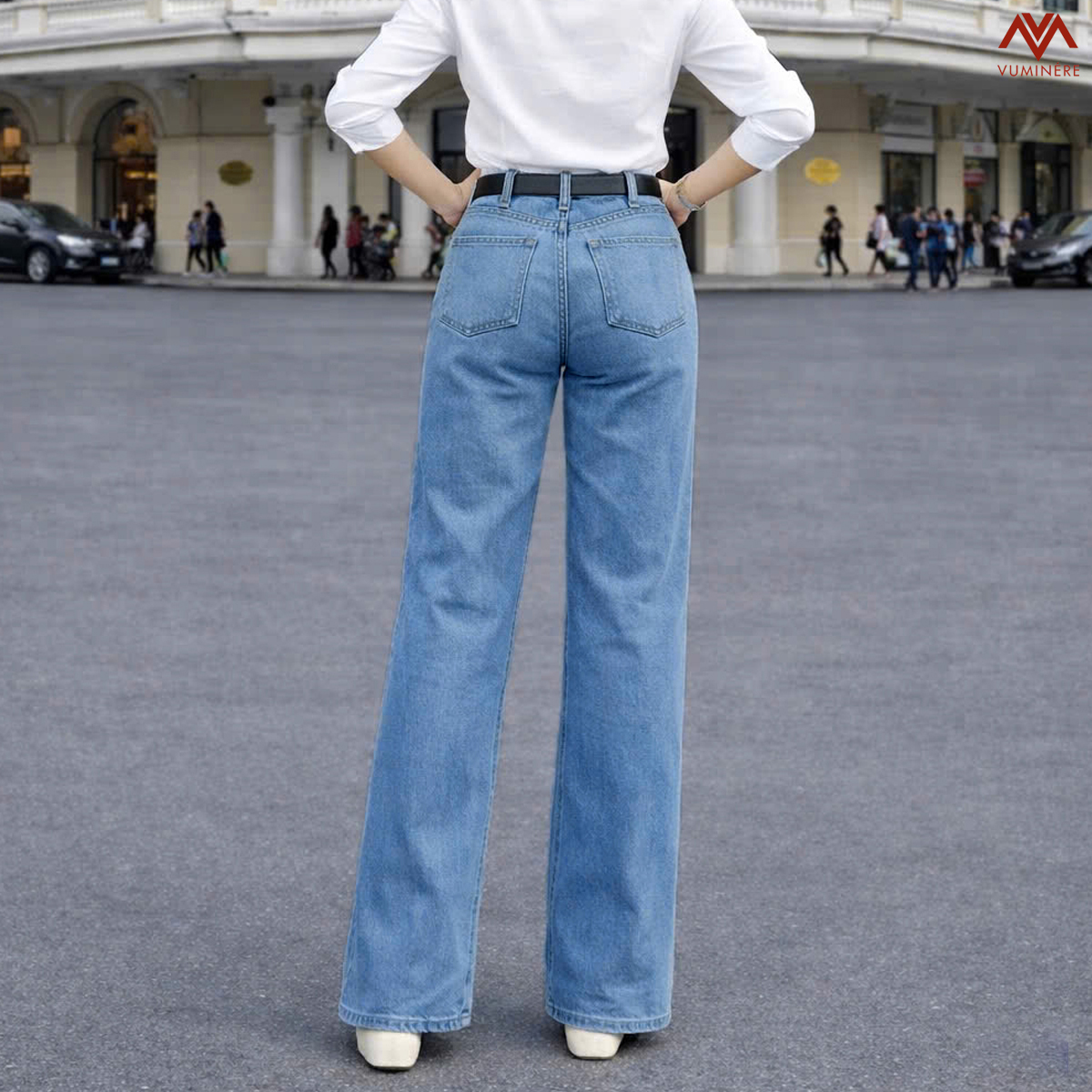 Quần Jeans nữ VUMINÉRE - Flared Jeans dáng loe nhẹ, mang đến vẻ ngoài thời thượng và Retro