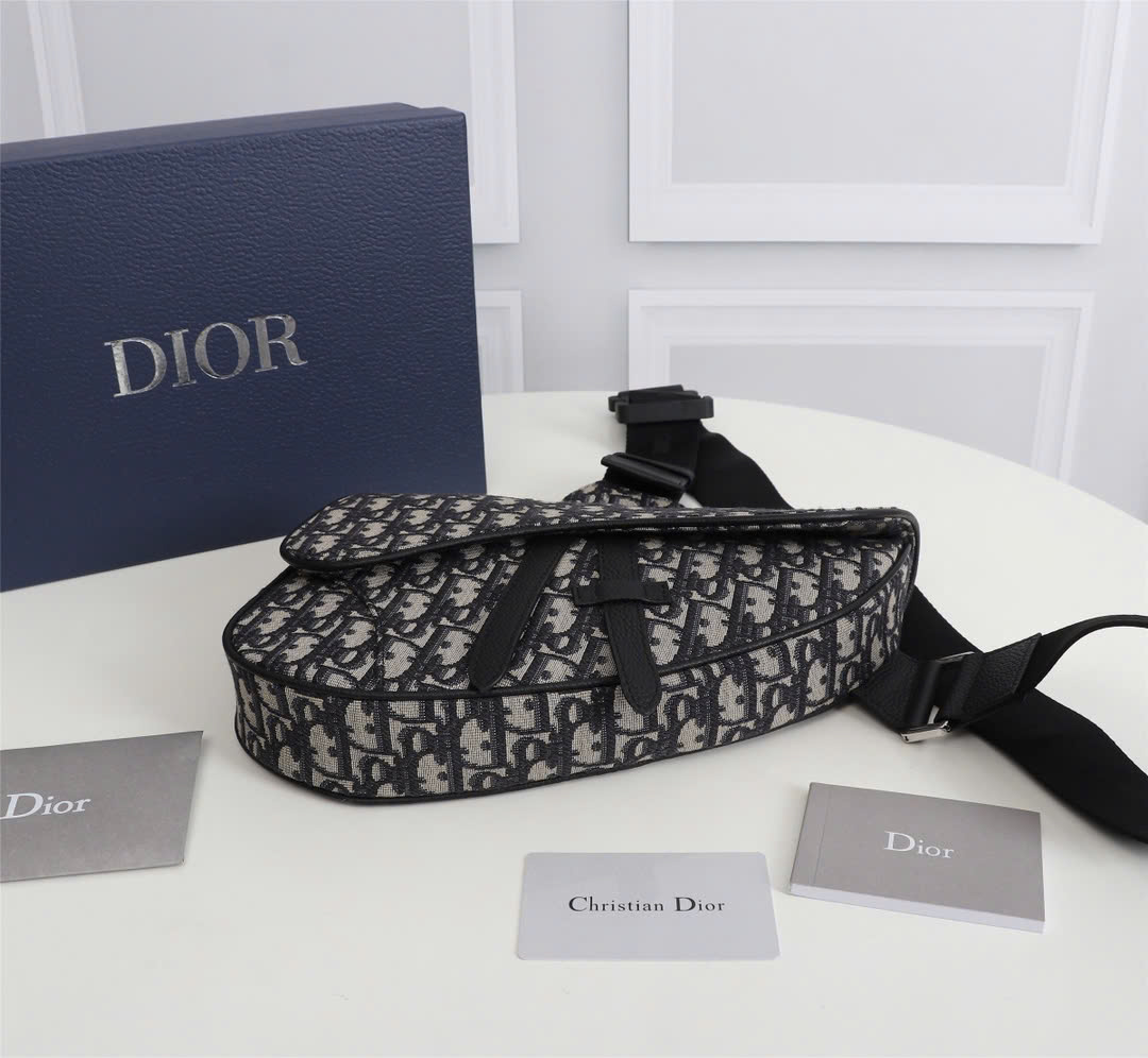 Túi bao tử Dior Saddle Bag_thumbnail_2