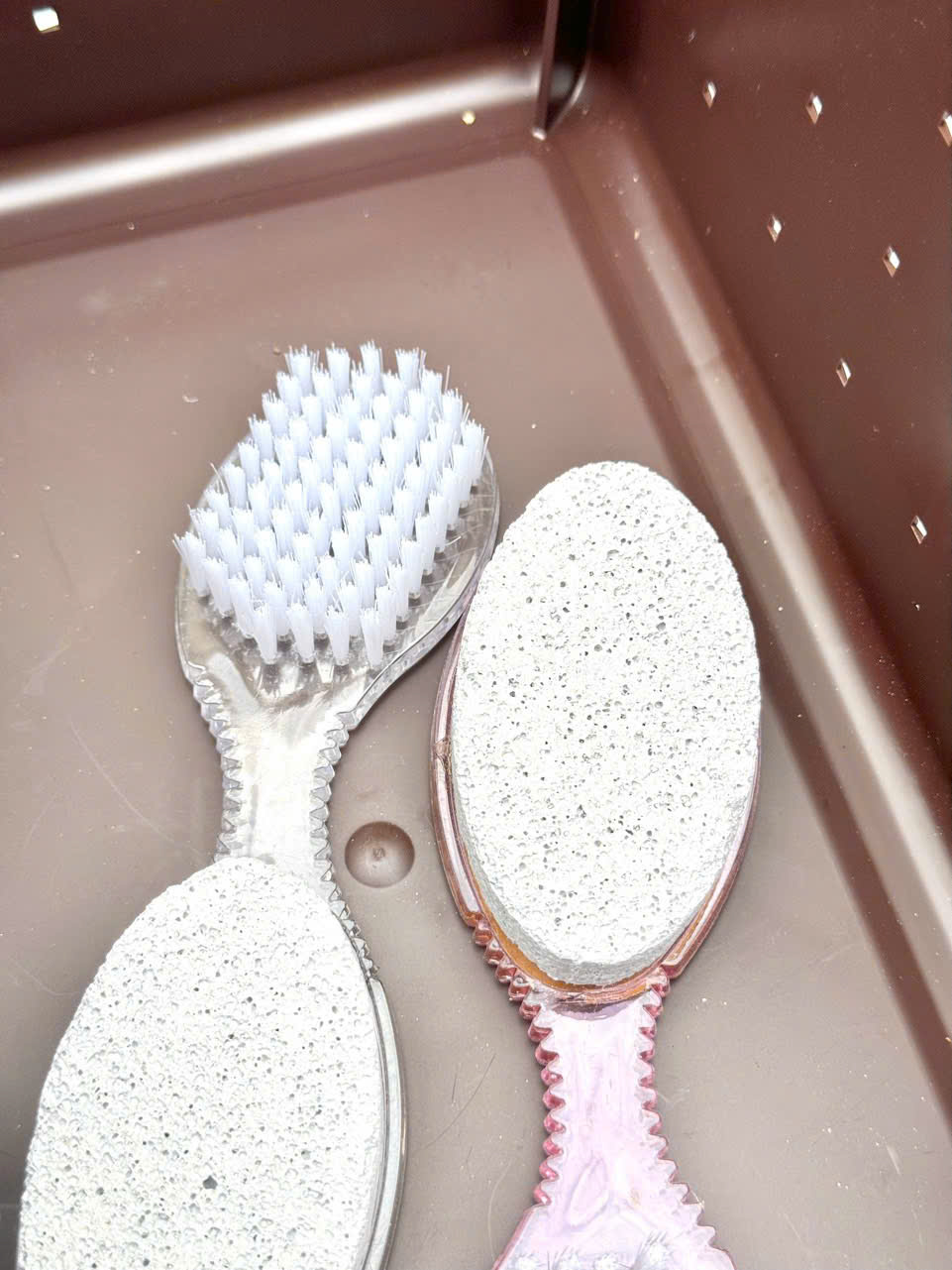 ĐÁ BỌT KÈM BÀN CHẢI CHÀ CHÂN CARE SERIES_thumbnail_6