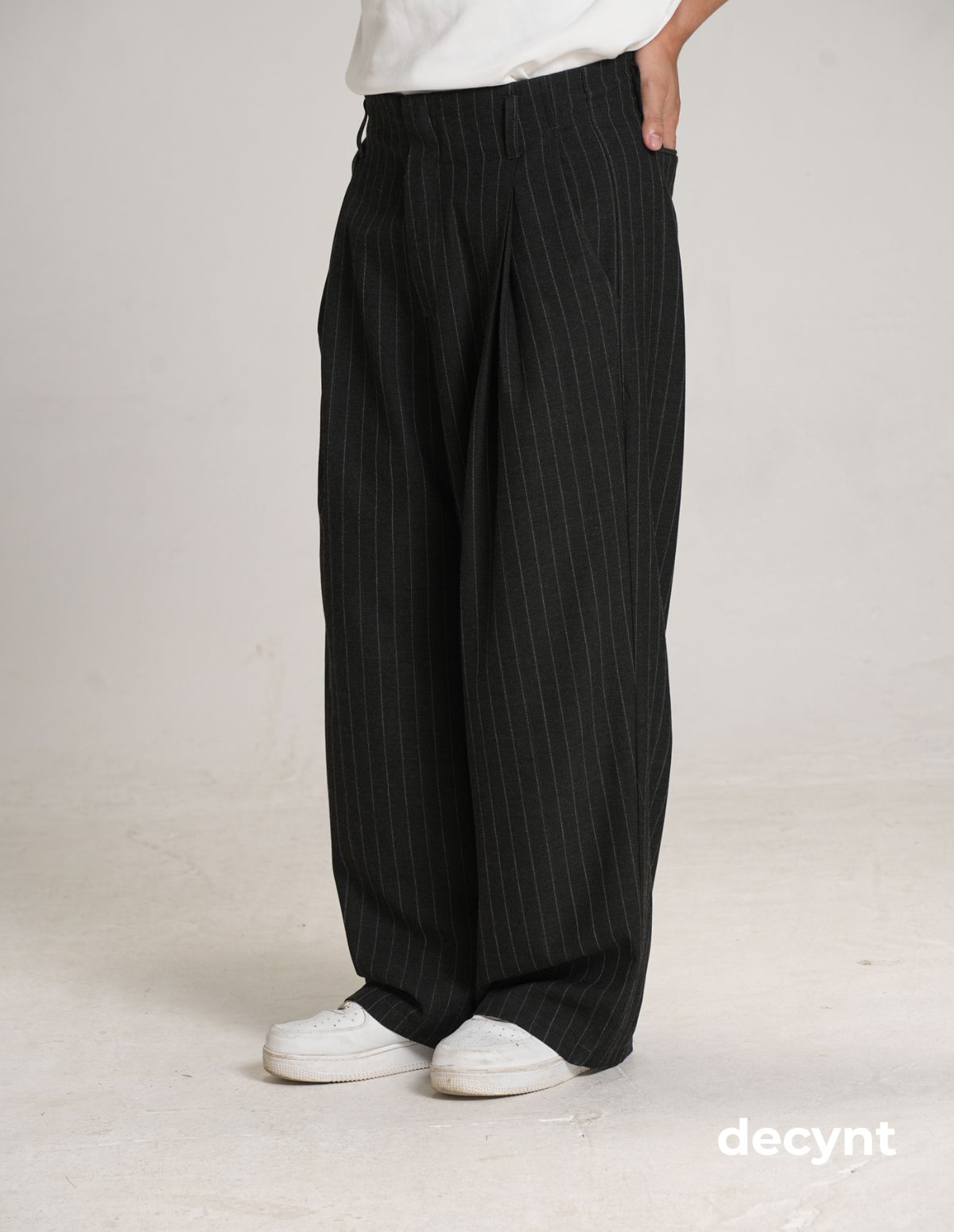 decynt Pants 03 - Quần suông xếp lý trên dưới chất liệu jean rủ thoáng mát_thumbnail_12
