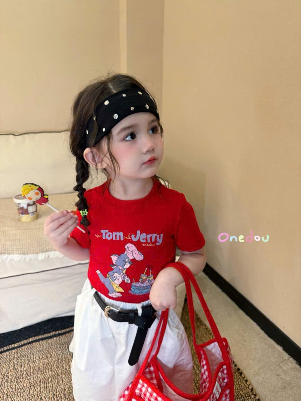 OD10 - Áo thun cộc tay đỏ hoạ tiết mèo Tom hãng One Dou