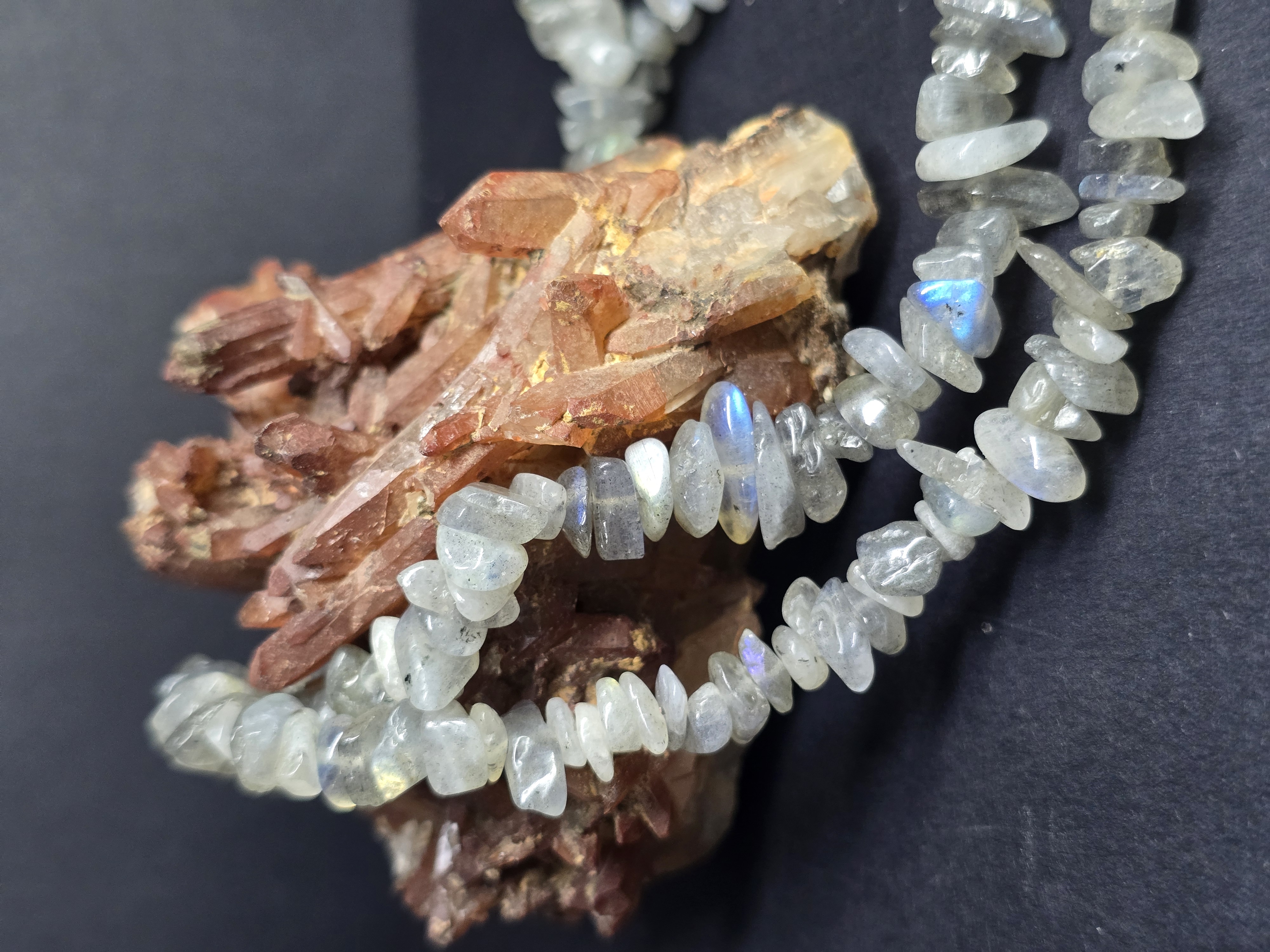 Chips Có Xỏ Lỗ Đá Xà Cừ Hắc Nguyệt Quang Labradorite DIY_thumbnail_2