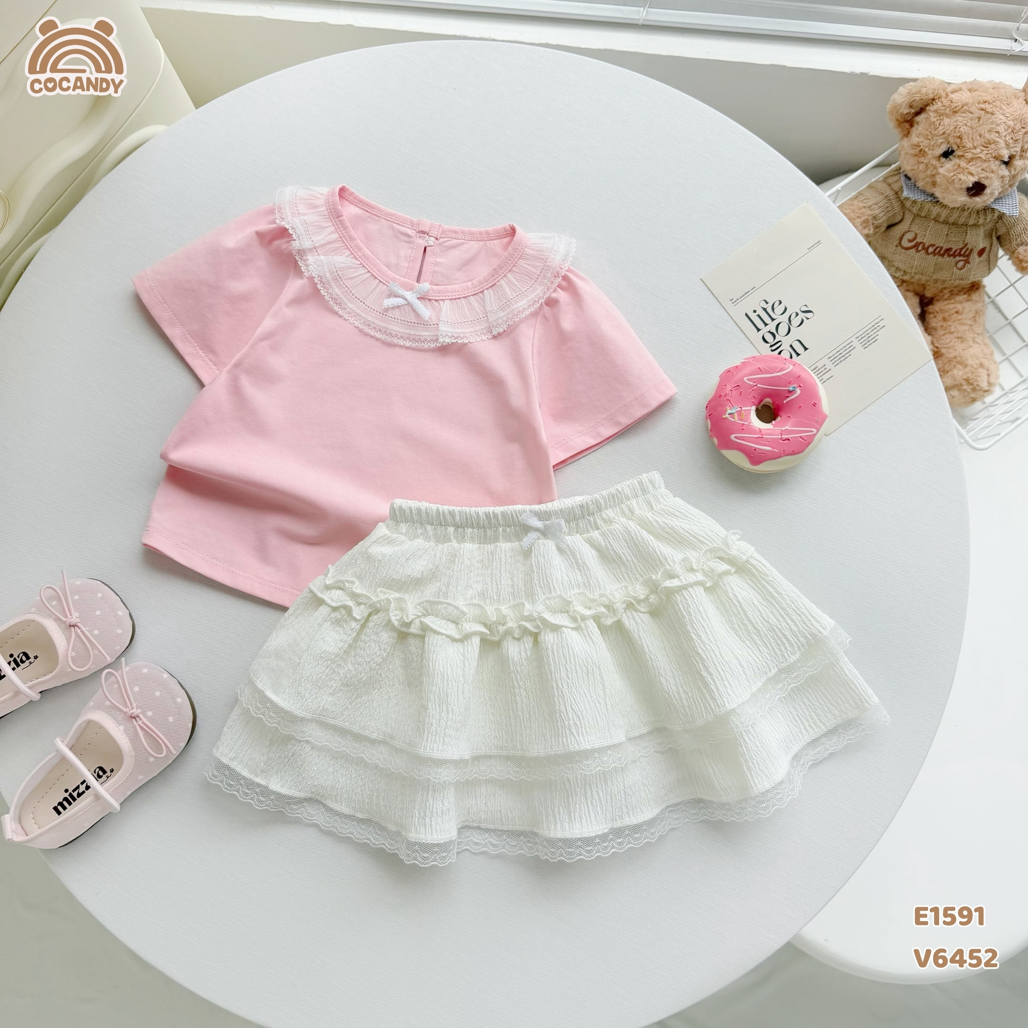 Chân váy thô kẻ TRẮNG bèo nhún