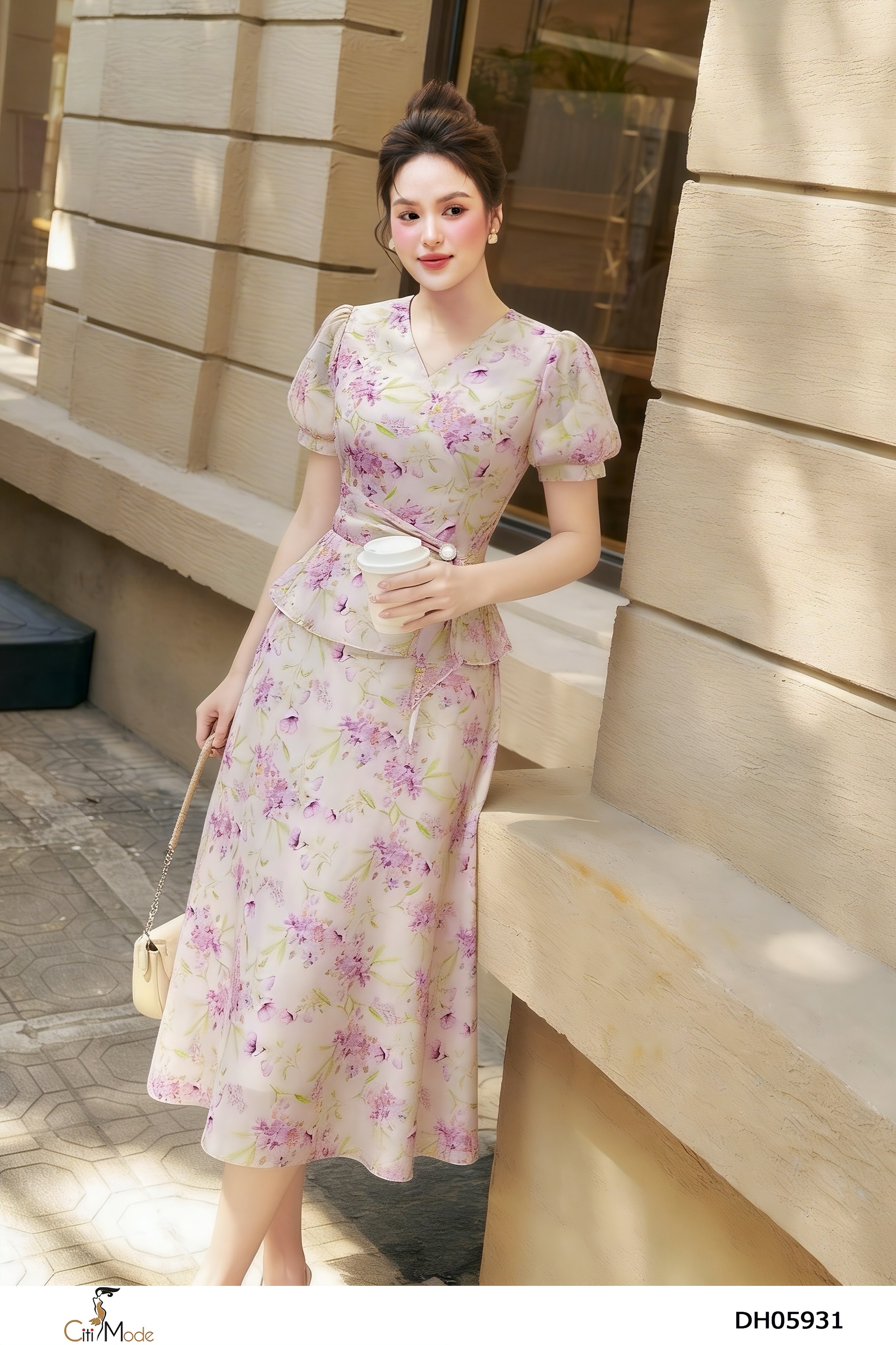 Đầm xòe pepum hoa tím cổ V tay cọc