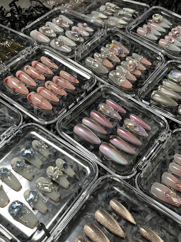 Nail Box ~ Xu Hướng Làm Đẹp Tiện Lợi Cho Gen Z