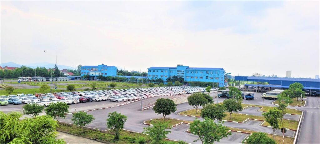 trung-tam-lai-xe-1-1024x461