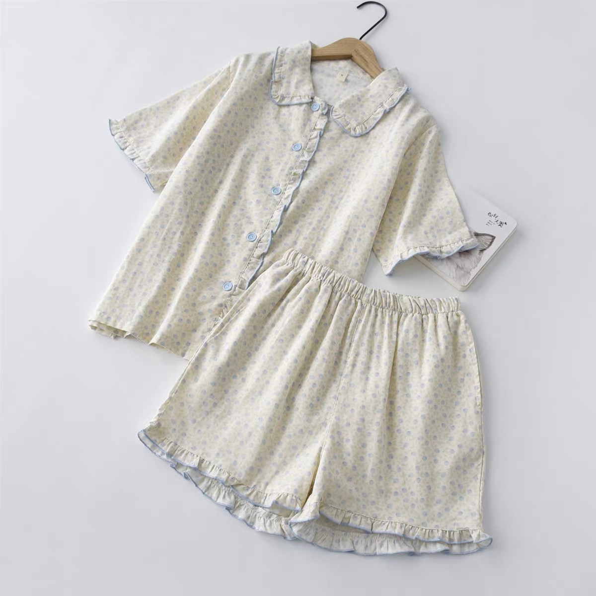 Bộ Pizama Cổ Sen Viền Bèo Xô Cotton Cộc_thumbnail_2