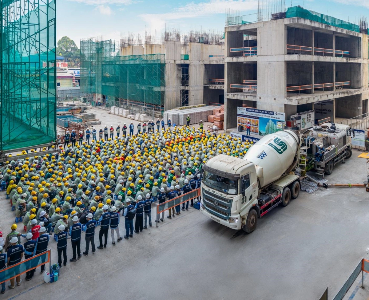 La Pura Tăng Tốc Thi Công Cuối Năm: Bên Trong Công Trường Đô Thị All-In-One Quy Mô Lớn Tại Đông Bắc TP.HCM