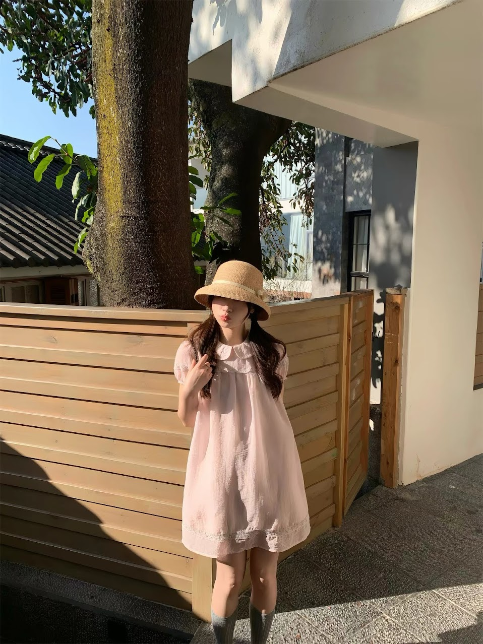 Lucas - Váy thô cộc tay cổ sen phối ren dáng suông xòe nhẹ phối ren gấu váy_thumbnail_2