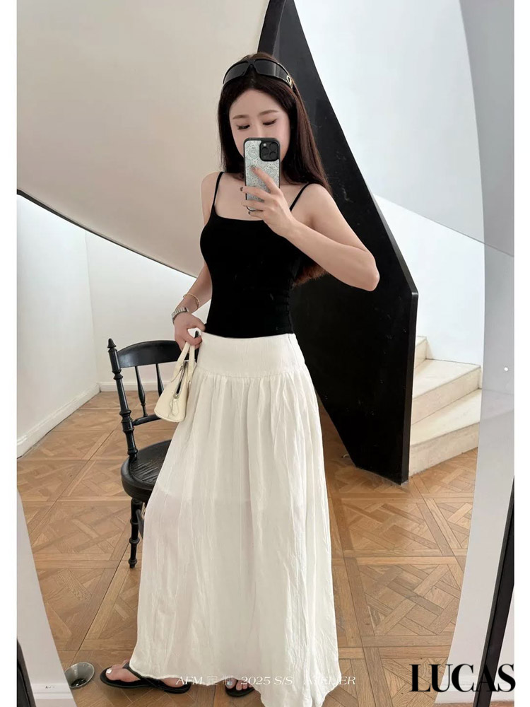 Chân váy dáng xòe vải sọc hạ eo maxi