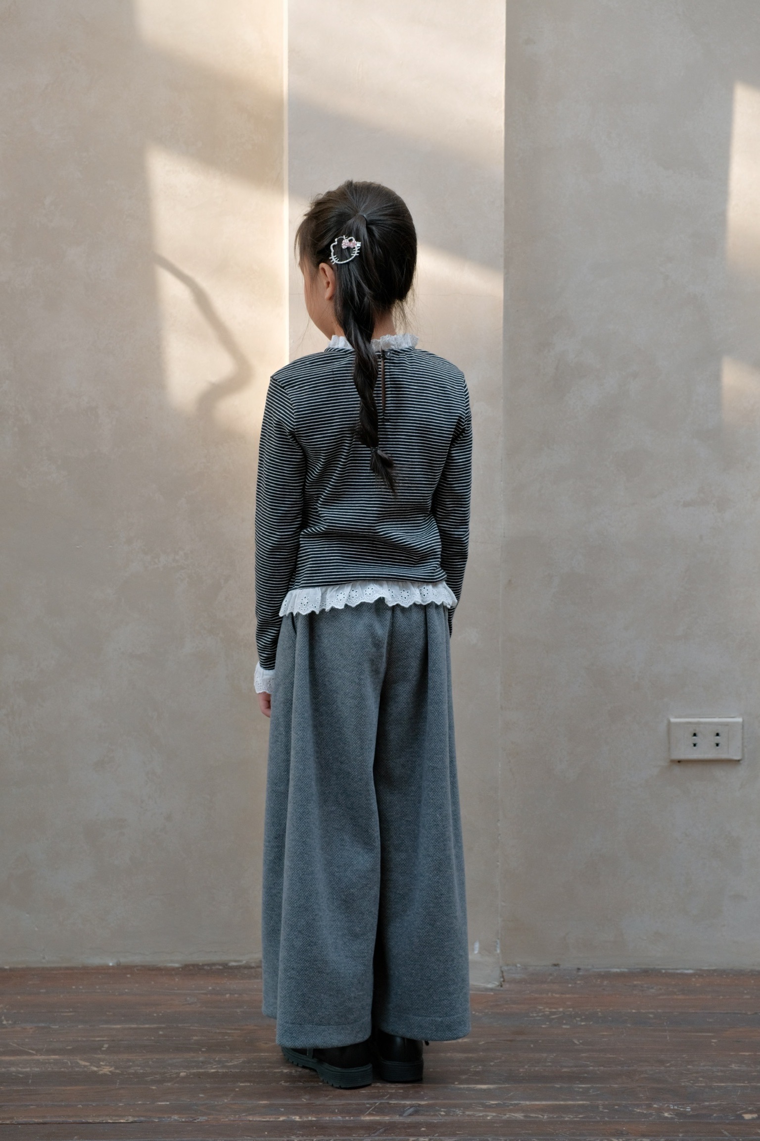 Cozy Winter Woollen Trousers_thumbnail_2