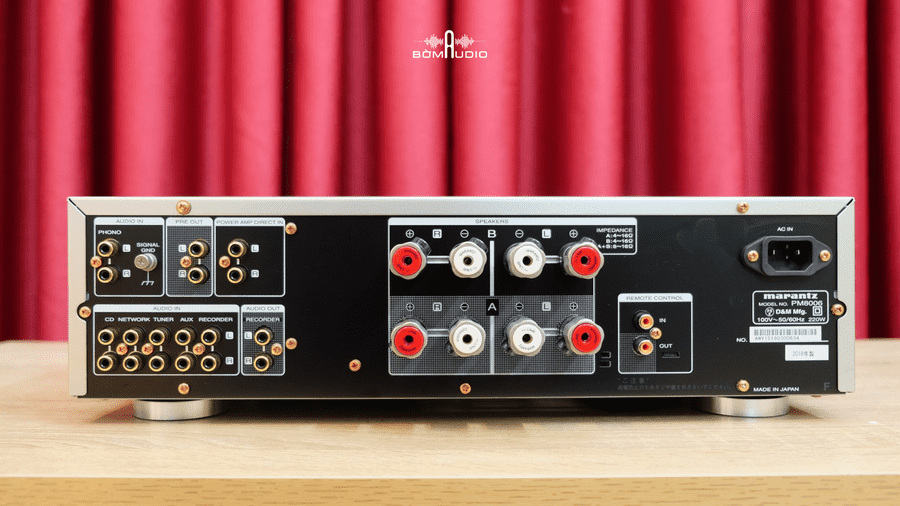 Hình ảnh chụp thực tế Amply Marantz PM8006 tại Bờm Audio 