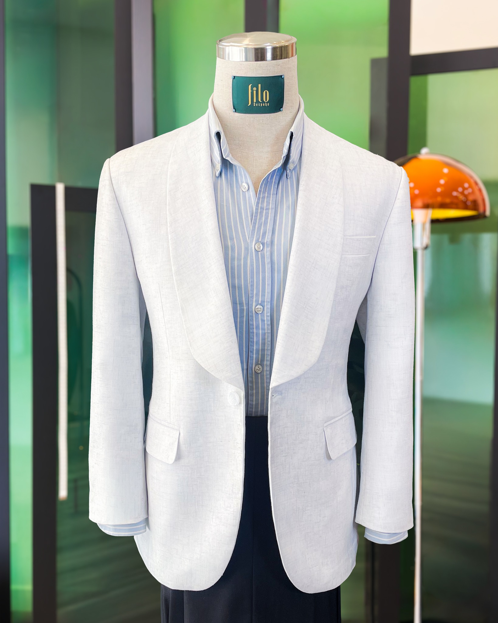White Shawl Lapel Jacket
