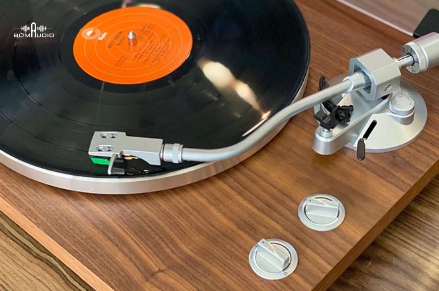 Đầu đĩa than TEAC TN-400BT-SE 
