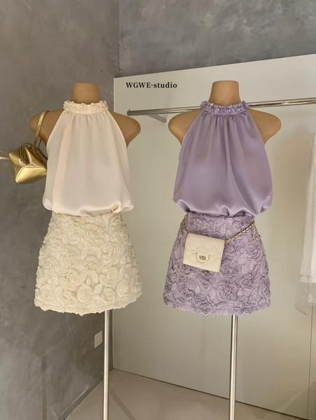 Set áo sơ mi yếm cổ dựng đính hoa + chân váy xòe A dáng ngắn hoa nổi WGWE