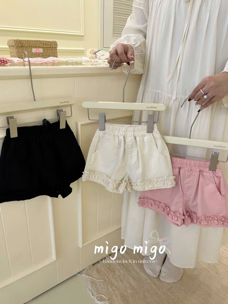 MG01 - Quần shoprt thô viền bèo hãng Migo