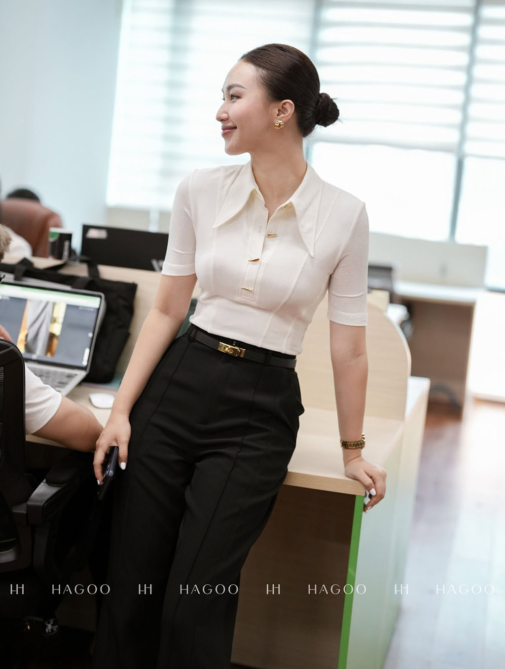 Áo thun tay cộc cổ polo cúc trang trí_thumbnail_3