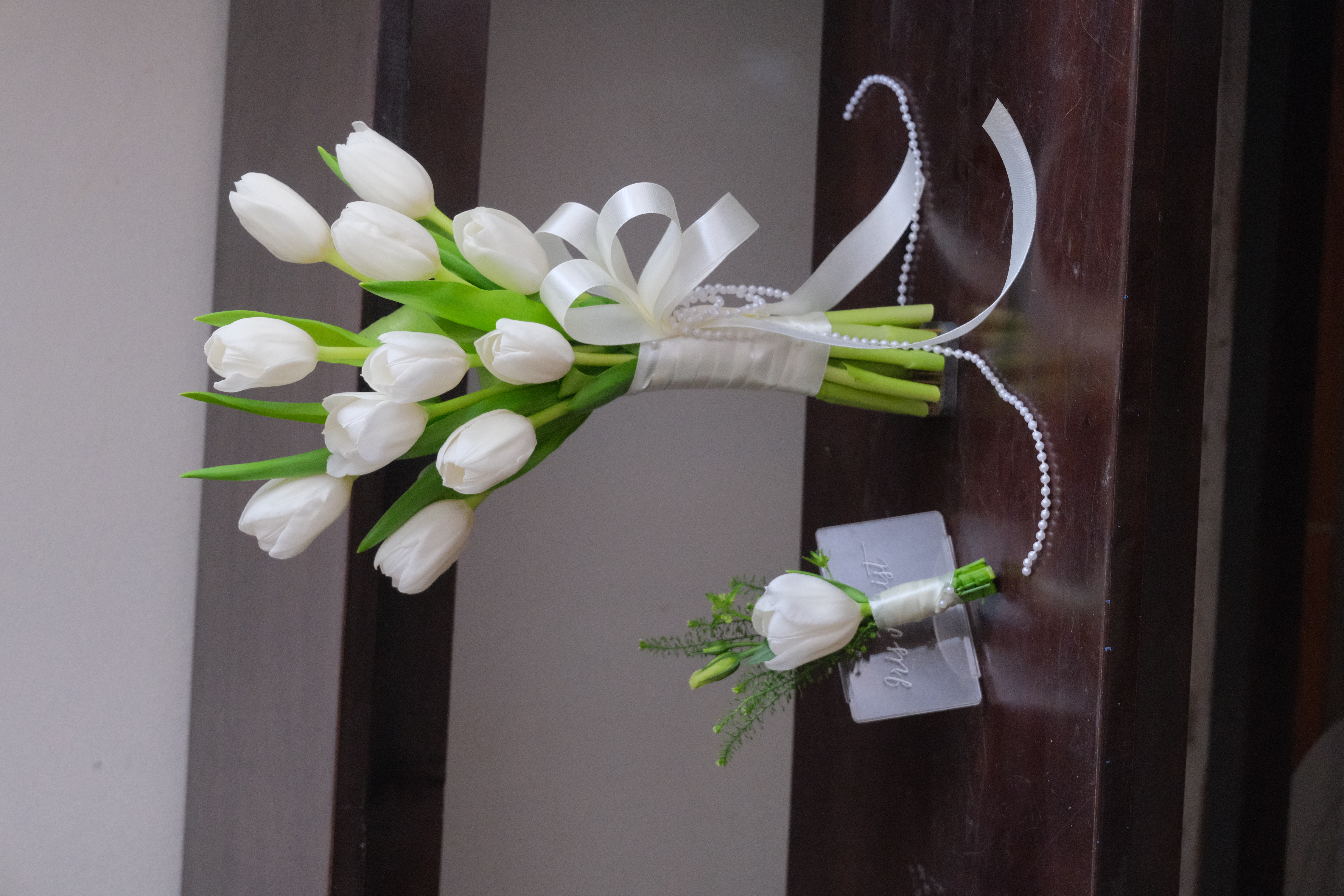 Bó hoa cưới Tulip Trắng