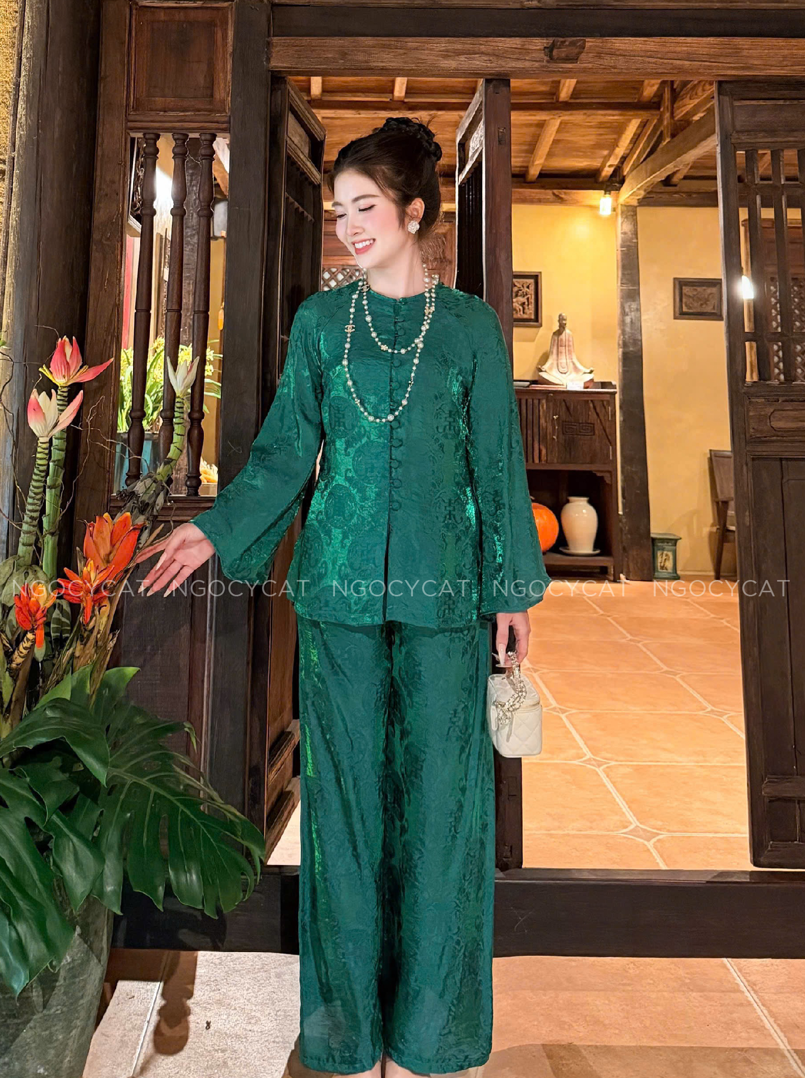 Áo Bà Ba Xanh Đậm Ánh Kim Tơ Tằm