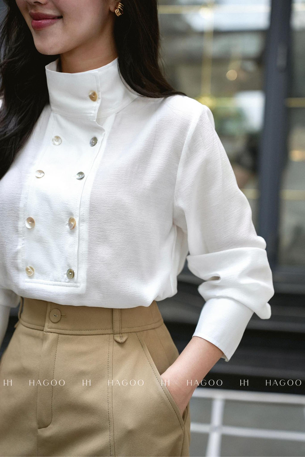 Sơ mi tơ cổ đứng rộng đáp gấu