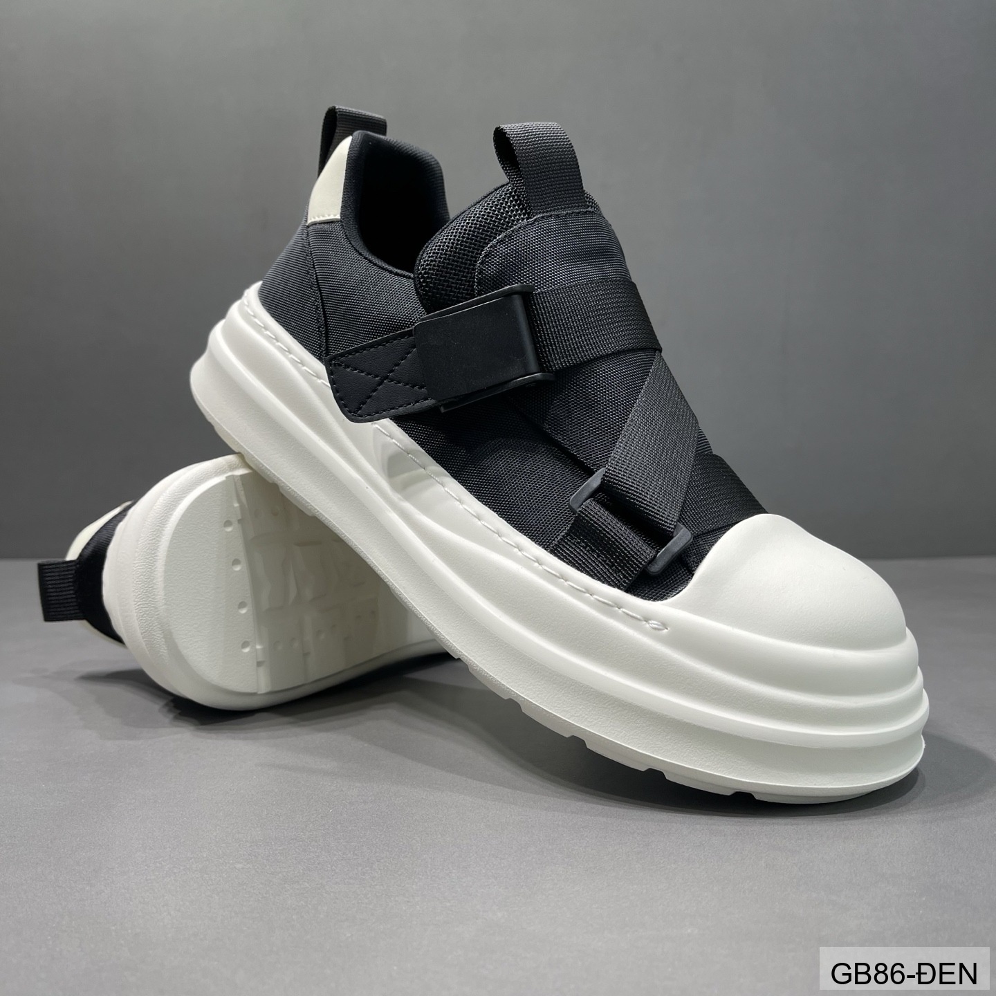 GB86 - Giày vải nam kiểu Hàn, đế dày êm, khóa cài tiện lợi, màu đen trơn, thời trang casual