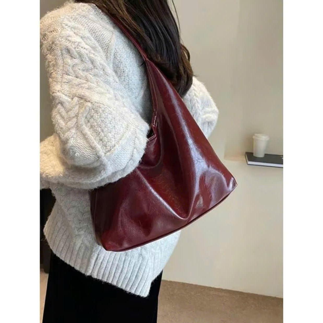 (DEAL MỞ BÁN) Túi Xách Nữ Đeo Vai Da Bóng Dáng Đổ Hobo – Phong Cách Tối Giản Phong Cách Hàn Quốc CUN324_thumbnail_3