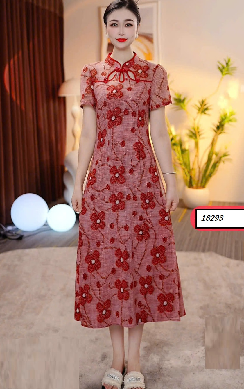 18293-Đầm suông A cổ tàu  in hoa 5D màu đỏ ( voan lụa, lót)_thumbnail_0