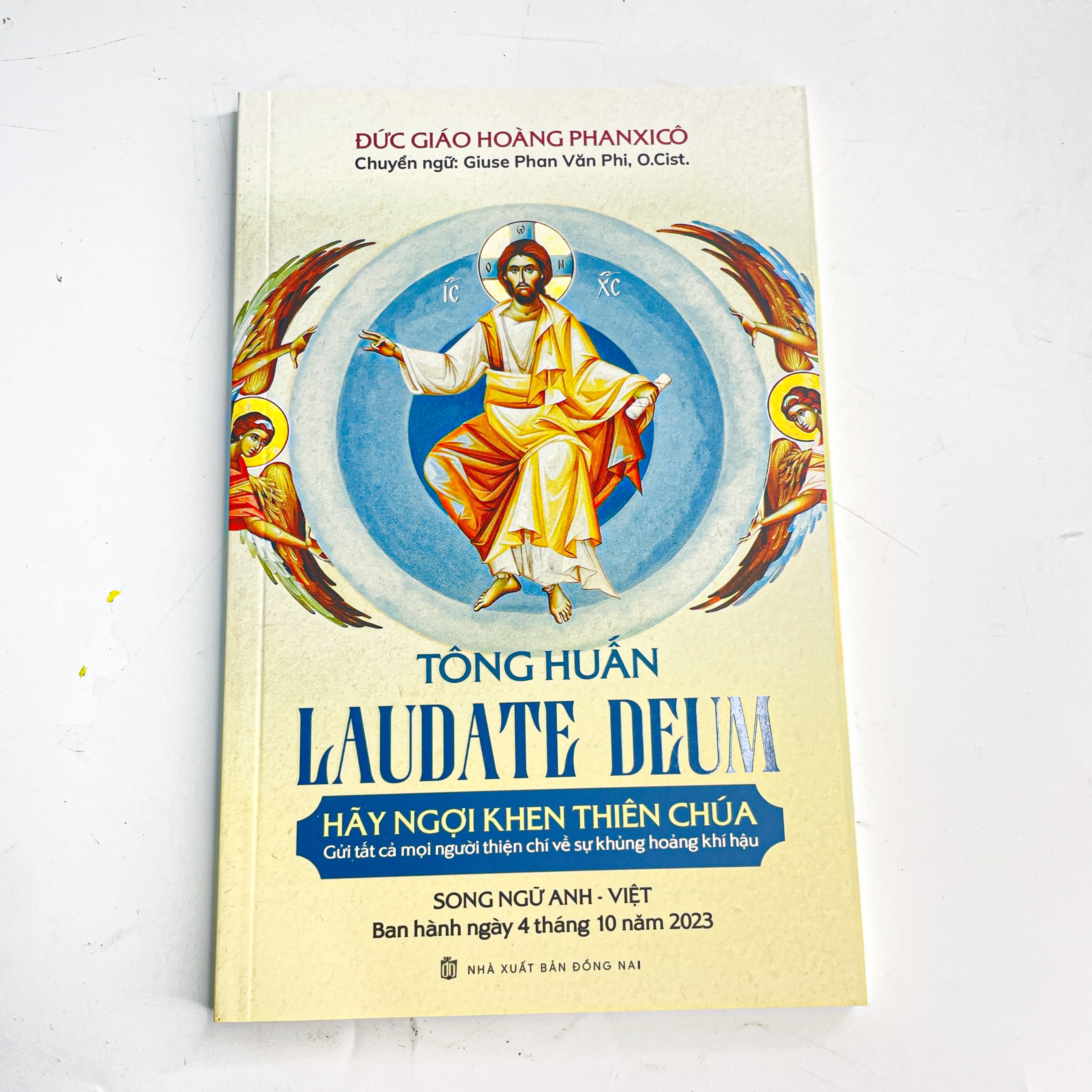 Tông huân Laudate Deum (Anh-Viêt) Hãy ngợi khen Thiên Chúa_thumbnail_0