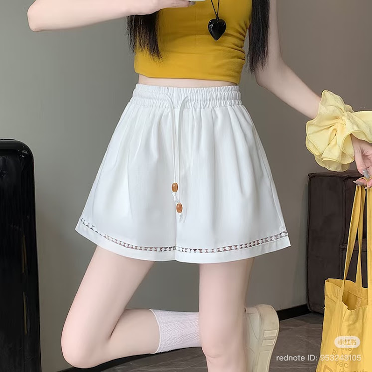 Lucas - Quần sóc kaki cạp chun buộc dây cutout viền gấu