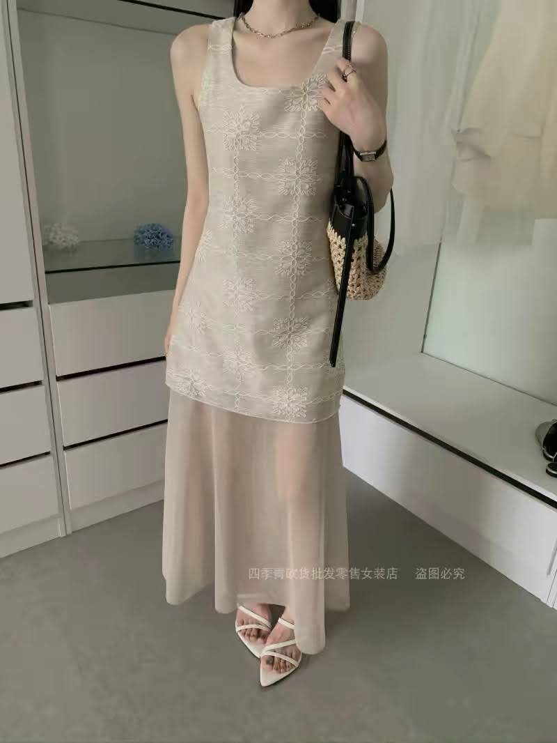 Lucas - Váy ren cổ tròn zile phối chân voan dáng maxi_thumbnail_2