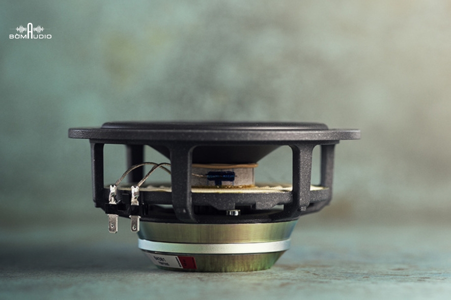 Loa Cột DYNAUDIO CONTOUR 30I