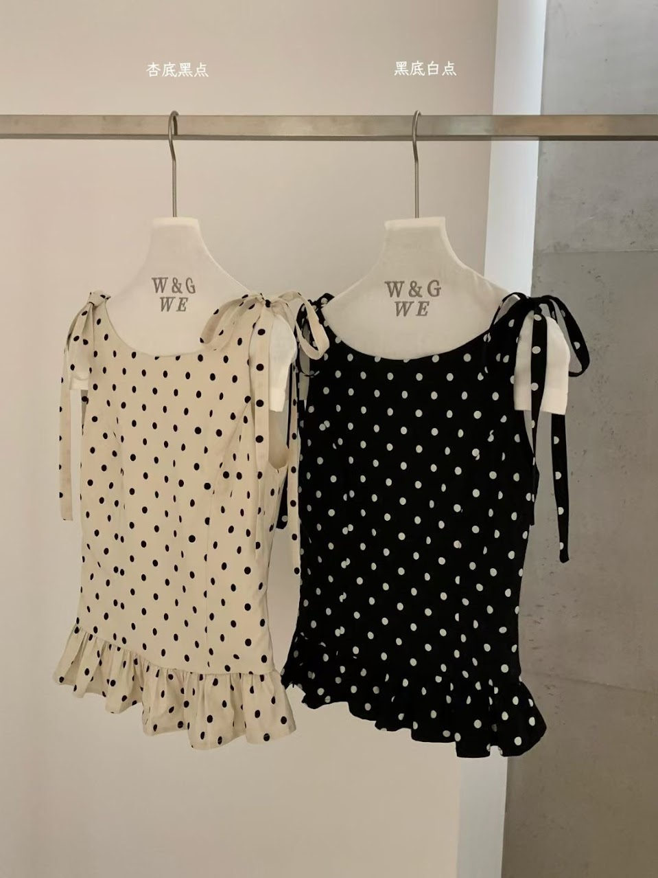 Áo zile nơ vai chấm bi gấu xòe WGWE