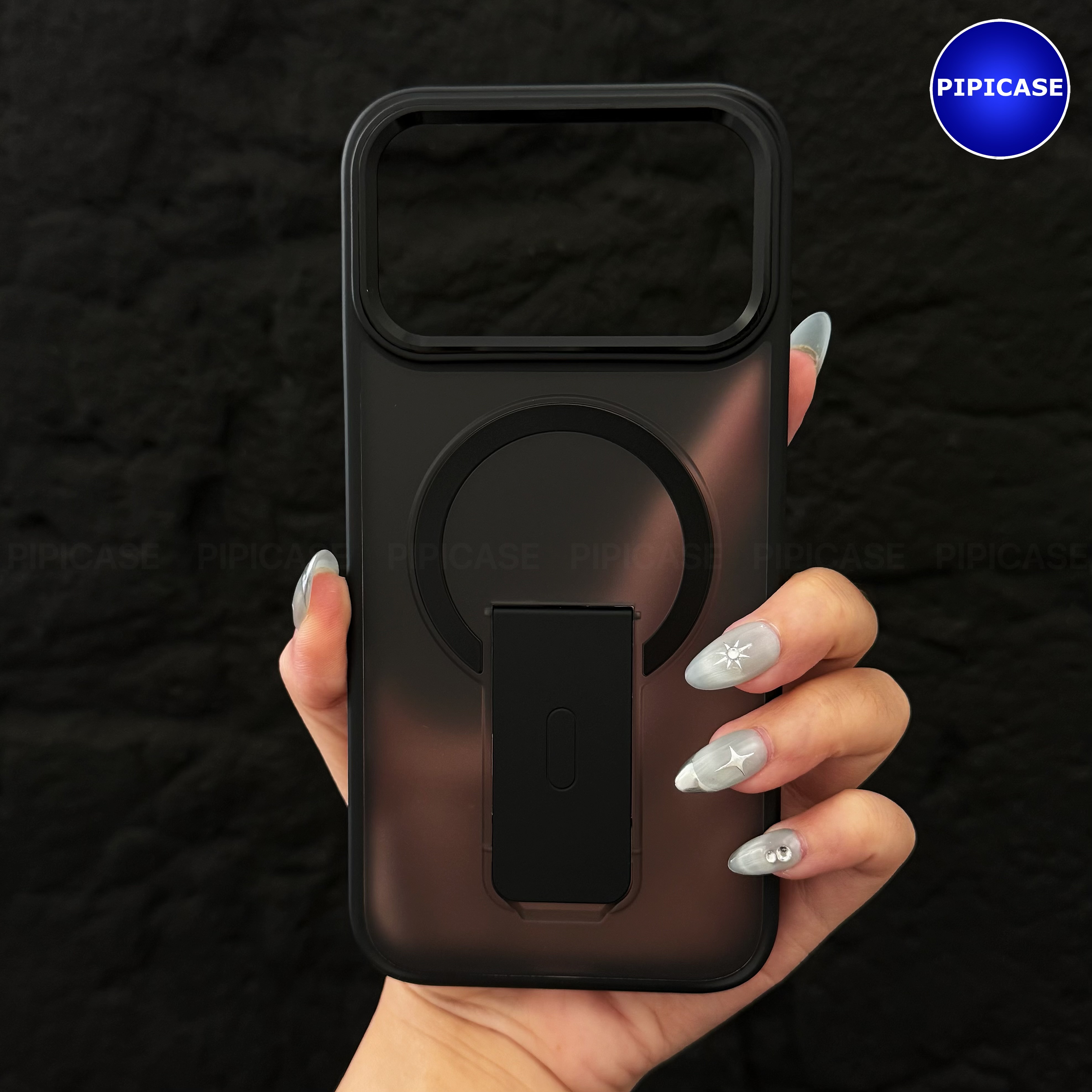 Ốp Lưng iPhone 17 Pro Max - Quin - Đen