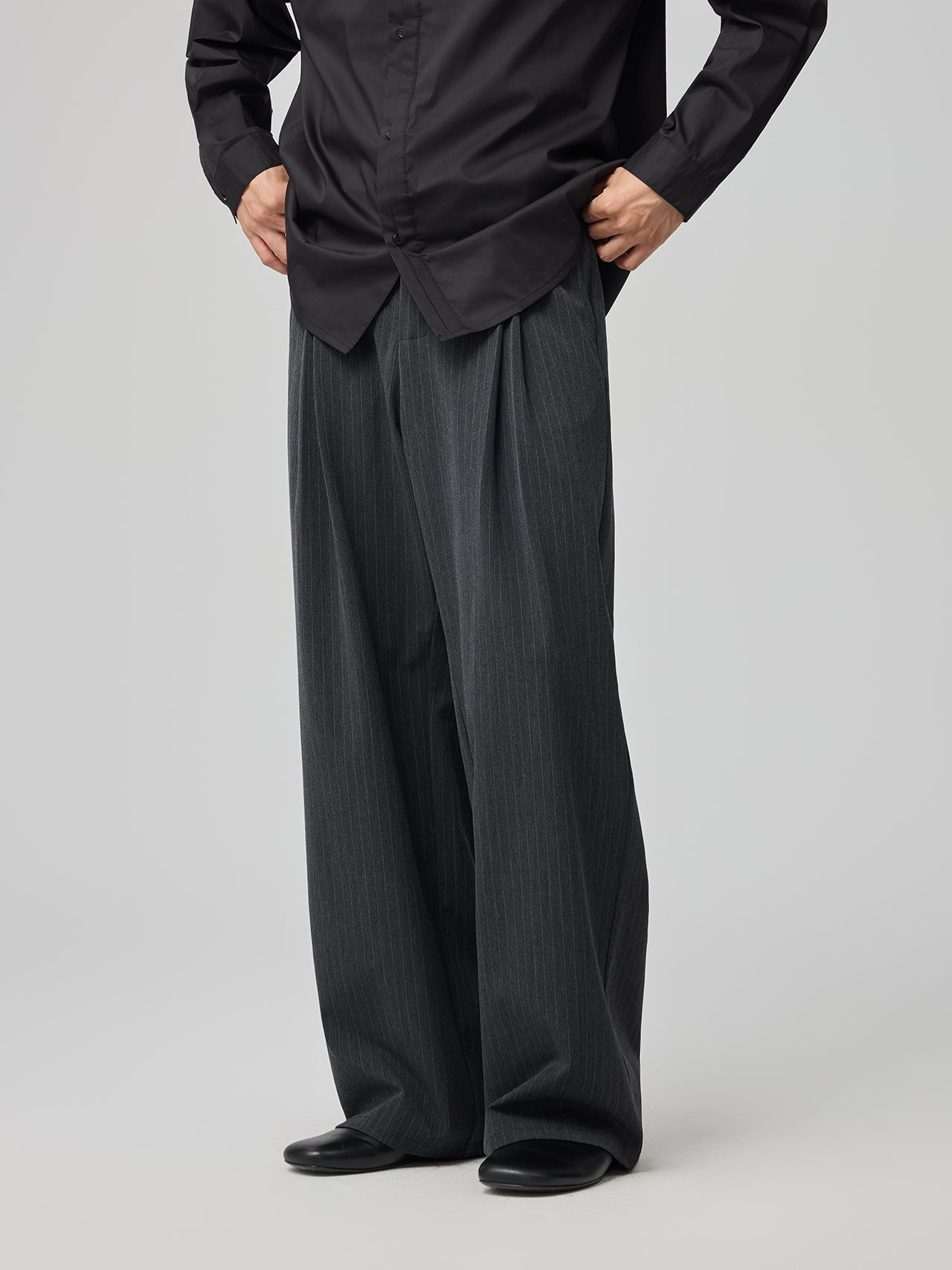 decynt Pants 03 - Quần suông xếp lý trên dưới chất liệu jean rủ thoáng mát_thumbnail_18