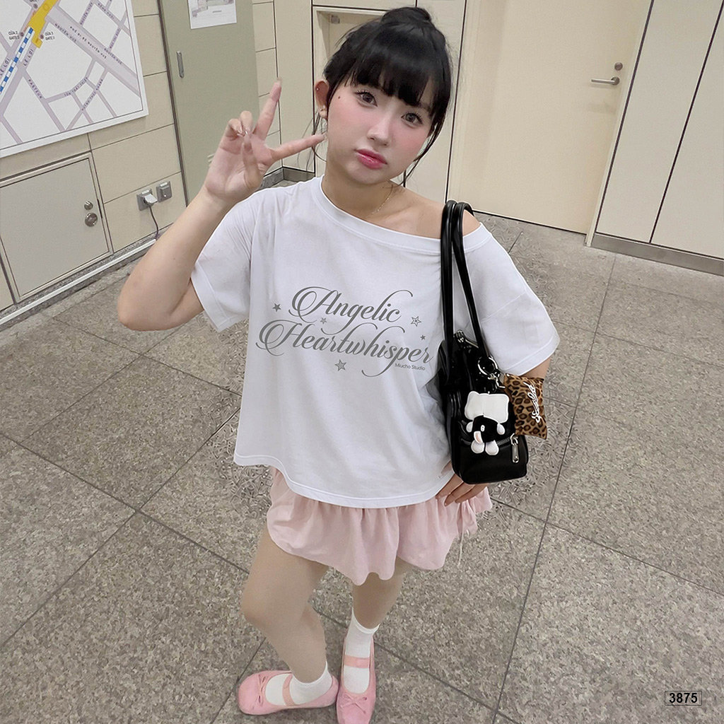 Áo thun nữ lệch vai form rộng street style Miucho 3875_thumbnail_4