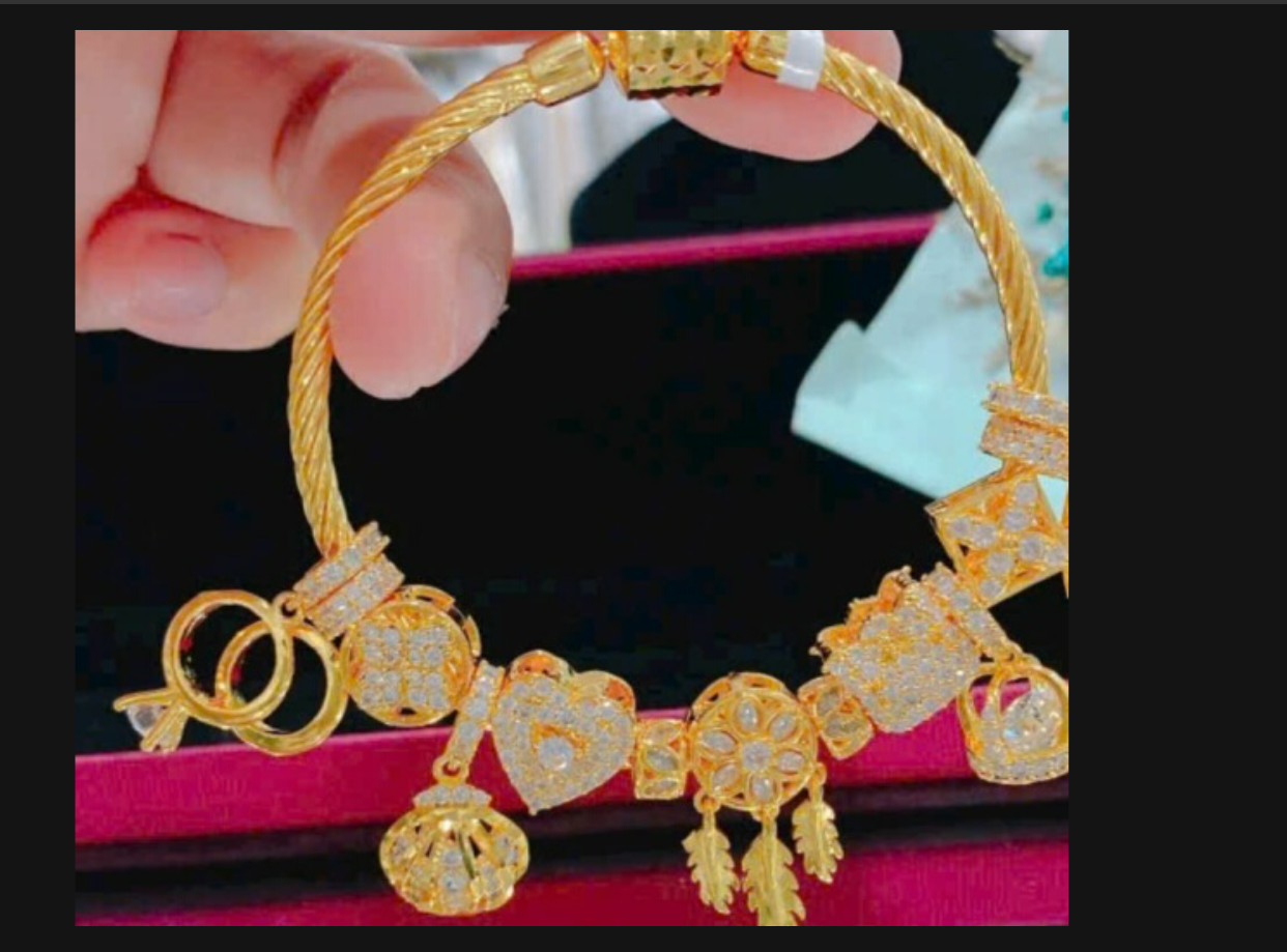 Charm 3 Chiếc Lá_thumbnail_0