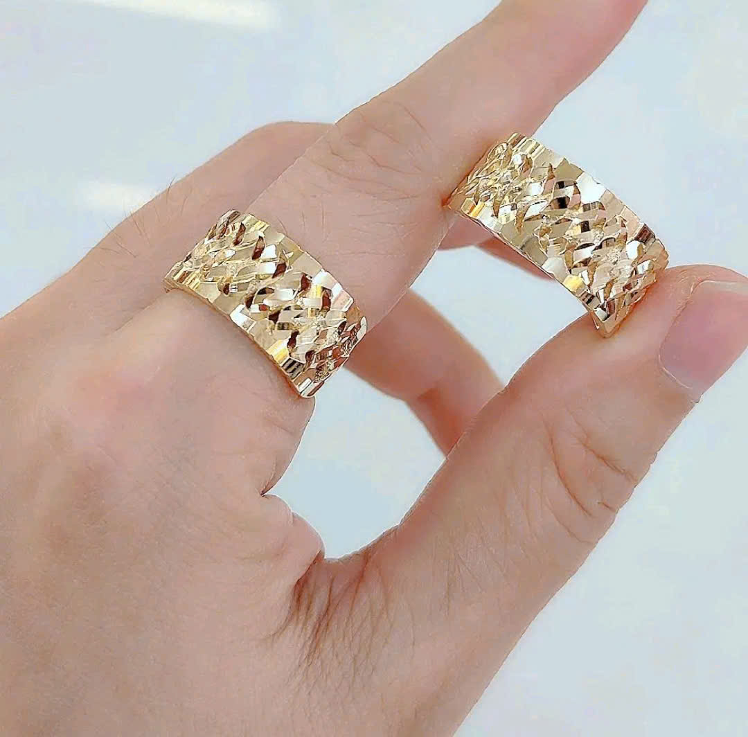 Nhẫn Chạm_thumbnail_0